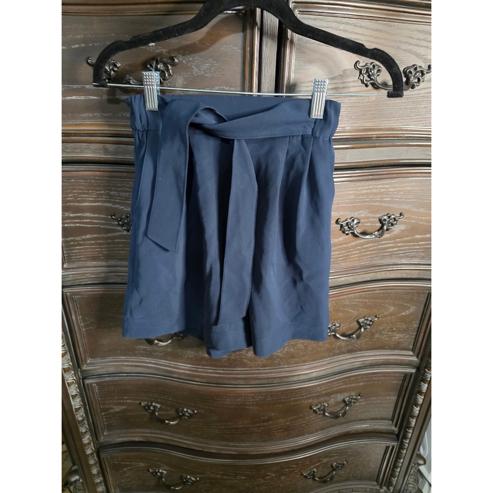 Lululemon Noir Short Navy Blue Paperbag Waist Tie Front W7AYBS Size 2